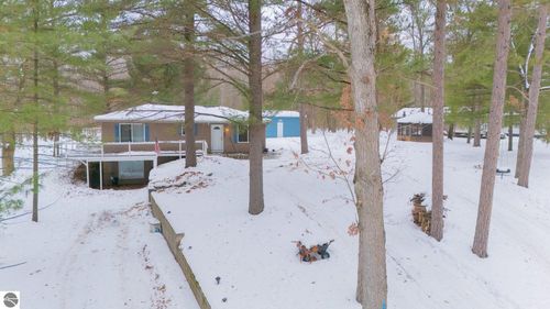 7467 E Higgins Lake Drive, Roscommon, MI, 48653 | Card Image