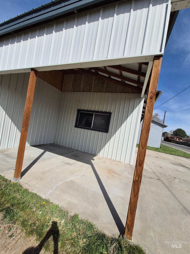 602 7 Th Ave W, House other with 3 bedrooms, 2 bathrooms and 2 parking in Gooding ID | Image 14