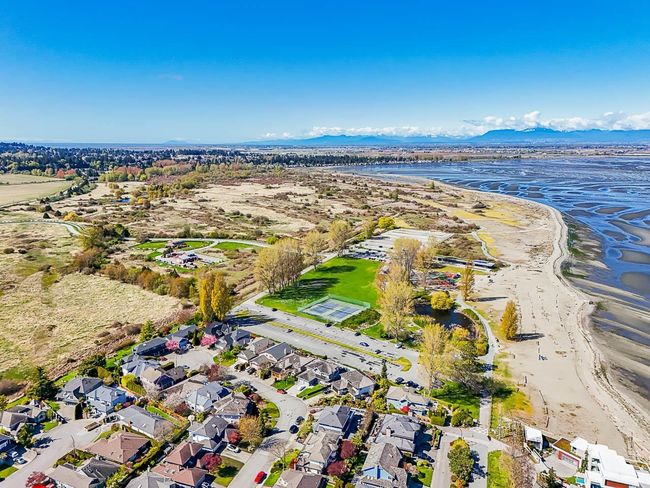 198 66 St, House other with 3 bedrooms, 1 bathrooms and 4 parking in Delta BC | Image 34