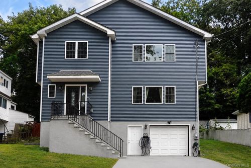 210 Abbott Ave, Elmsford, NY, 10523-2105 | Card Image