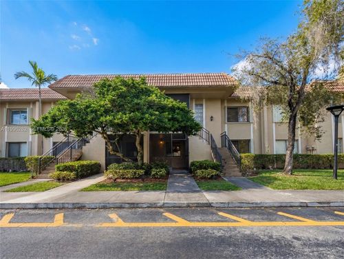 105-310 Lakeview Dr, Weston, FL, 33326-1338 | Card Image