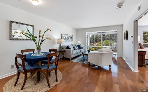 apt-205-100 Thorndale Dr, San Rafael, CA, 94903-4556 | Card Image