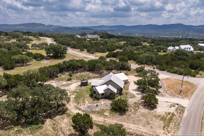 122 Twisting Oak Ct, House other with 4 bedrooms, 3 bathrooms and null parking in Pipe Creek TX | Image 53