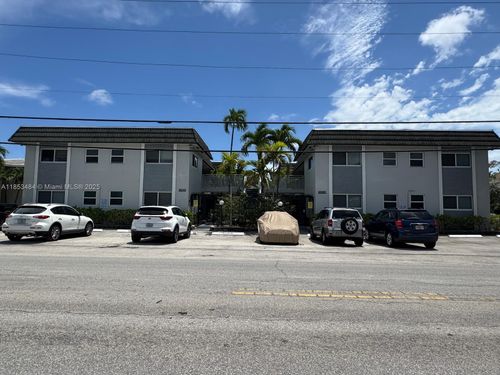 apt-203-1000 Se 15th St, Fort Lauderdale, FL, 33316-2155 | Card Image