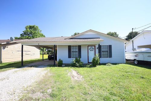2100 E Lake St, Paragould, AR, 72450-4773 | Card Image