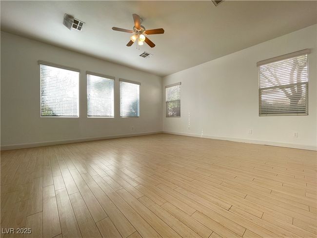 1581 Boundary Peak Way, House other with 5 bedrooms, 3 bathrooms and null parking in Las Vegas NV | Image 20