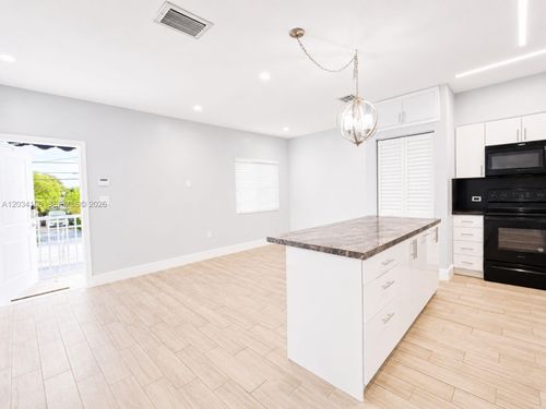 1-7135 Sw 21st St, Miami, FL, 33155-1622 | Card Image