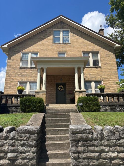 1023 High St, Paris, KY, 40361-1729 | Card Image