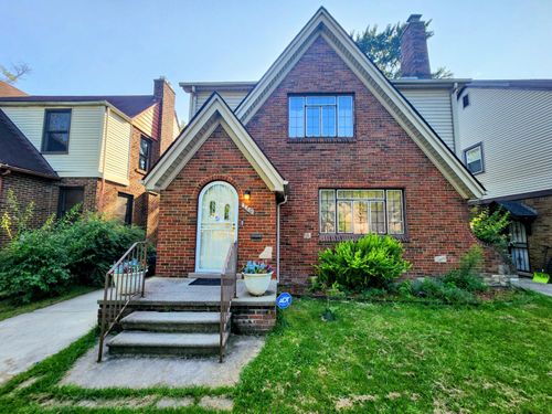 4489 Kensington Ave, Detroit, MI, 48224-2772 | Card Image