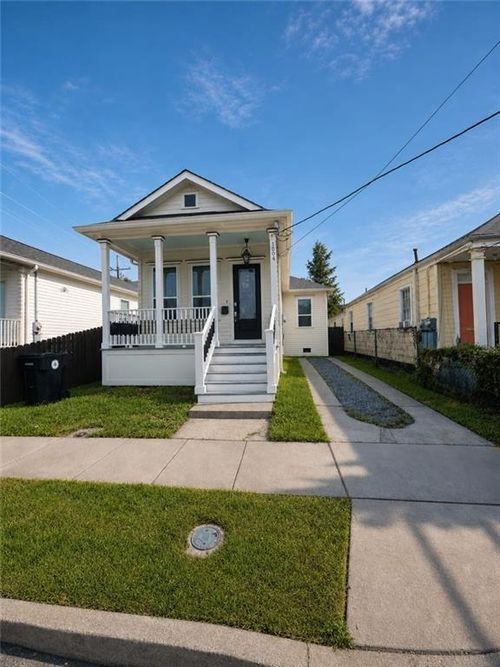 1904 Eagle St, New Orleans, LA, 70118-1524 | Card Image