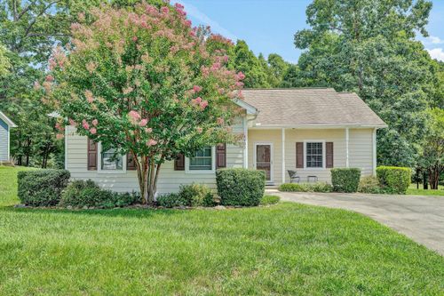 1103 Joffrey Dr, Huddleston, VA, 24104 | Card Image