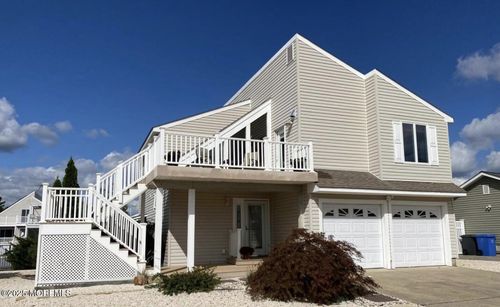 104 Catherine Ln, Manahawkin, NJ, 08050-3611 | Card Image