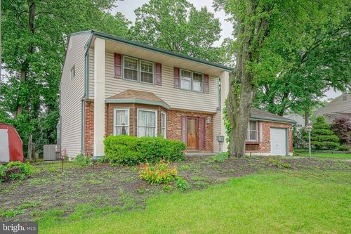 241 Cherry Ave, WOODBURY HEIGHTS, NJ, 08097-1110 | Card Image