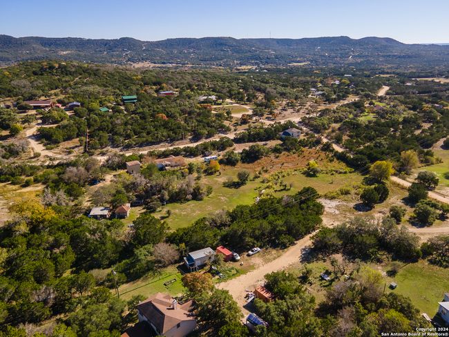989 Oil Wl, Home with 3 bedrooms, 2 bathrooms and null parking in Pipe Creek TX | Image 80