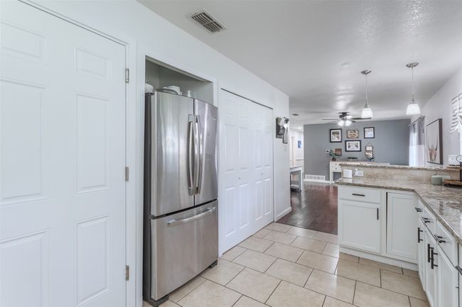 502 E Alexander Ln, House other with 3 bedrooms, 2 bathrooms and null parking in Euless TX | Image 13