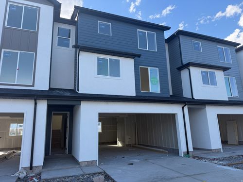 319-5243 N Greenfield Way, Eagle Mountain, UT, 84005-4033 | Card Image