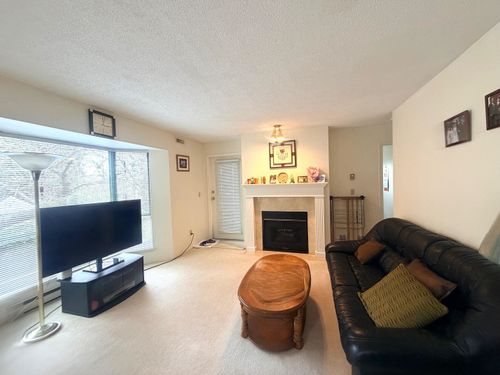 203-5250 Victory Street, Burnaby, BC, V5J5H2 | Card Image