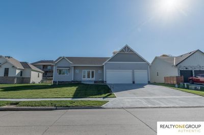 808 Grandview Drive, House other with 3 bedrooms, 2 bathrooms and 3 parking in Louisville NE | Image 1