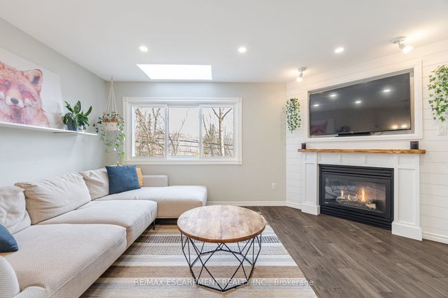 57 - 26 Moss Blvd, Condo with 3 bedrooms, 3 bathrooms and 1 parking in Dundas ON | Image 5