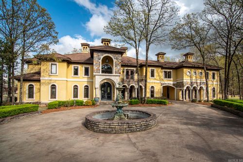 15 Spring Valley Ln, Little Rock, AR, 72223-4493 | Card Image