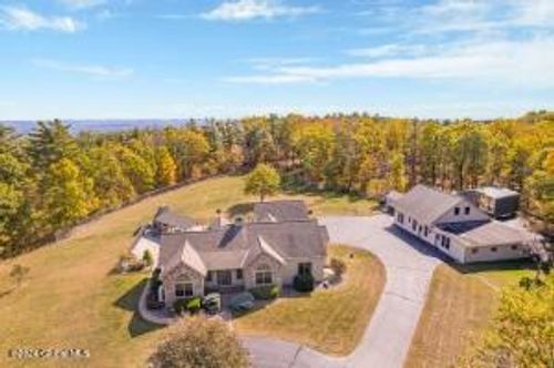 138 Lydon Ln, Hannacroix, NY, 12087-2509 | Card Image