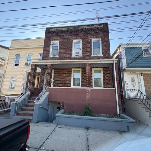 9 Emerson Ave, JC, Journal Square, NJ, 07306 | Card Image