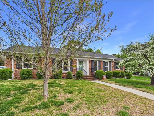 1600 Gracewood Dr, Greensboro, NC, 27408-4505 | Card Image
