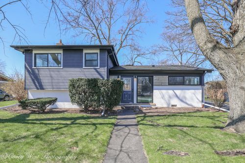 217 Heather Ln, Wilmette, IL, 60091-2917 | Card Image
