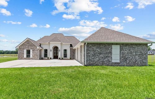4620 Meadow Dr, Jackson, LA, 70748-2002 | Card Image