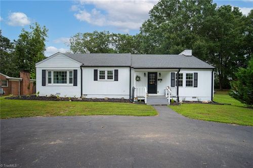 325 Coleman St, Eden, NC, 27288-5533 | Card Image