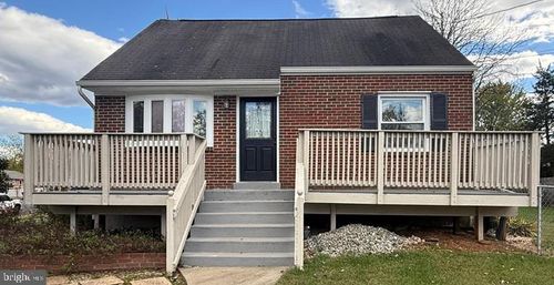 7703 Amherst Dr, MANASSAS, VA, 20111-4136 | Card Image