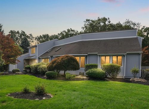 30 Dutchess Dr, Cranston, RI, 02921-2100 | Card Image