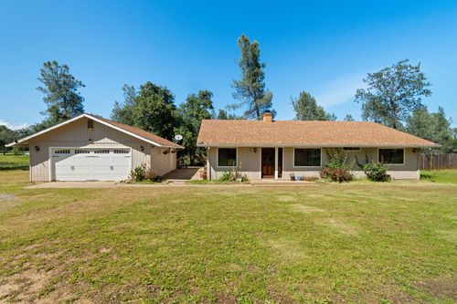 16434 Emmett Ln, Anderson, CA, 96007-9228 | Card Image