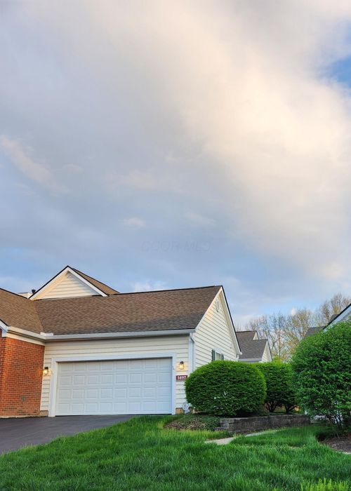5897-5897 Oak Path Ln, Columbus, OH, 43213-7304 | Card Image