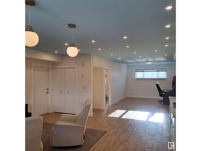 116 Main St, House other with 4 bedrooms, 3 bathrooms and 6 parking in Kingman AB | Image 30