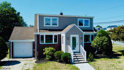 4 Page St, Elmwood Park, NJ, 07407-1208 | Card Image