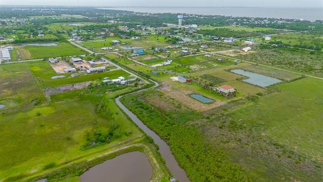 837 22 Nd St, House other with 2 bedrooms, 2 bathrooms and null parking in San Leon TX | Image 47