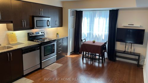 810-1 Scott St, Toronto, ON, M5E1A1 | Card Image