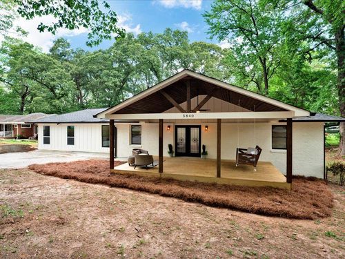5840 Crabapple Dr Sw, Mableton, GA, 30126-3160 | Card Image