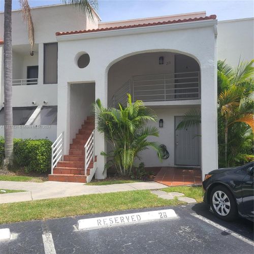 211-1-3564 Magellan Cir, Aventura, FL, 33180 | Card Image