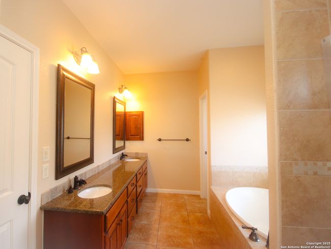 12709 Sherlock Ln, House other with 4 bedrooms, 3 bathrooms and null parking in Schertz TX | Image 32