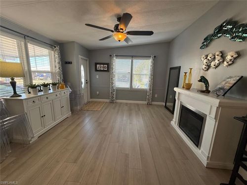 535 Sunshine Ave, NORTH FORT MYERS, FL, 33903-7630 | Card Image