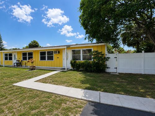 8537 40th Ter N, Palm Beach Gardens, FL, 33410-6201 | Card Image