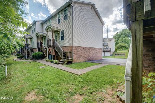 unit-21-2305 S Greenwood Drive, Johnson City, TN, 37604 | Card Image