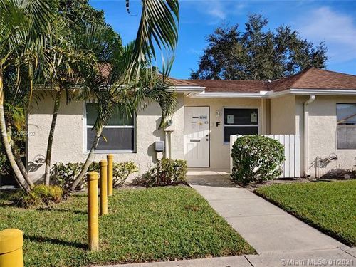 apt-f-5060 Sanctuary Way, West Palm Beach, FL, 33417-4703 | Card Image