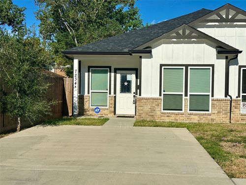 a-7234 Saint Augustine St, Houston, TX, 77021-6238 | Card Image