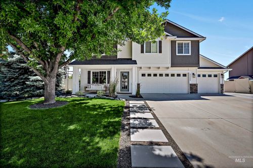 2200 N Maroon Ave, Kuna, ID, 83634-5082 | Card Image