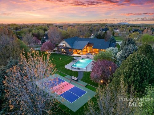 3665 W Fieno Ct, Eagle, ID, 83616-4163 | Card Image
