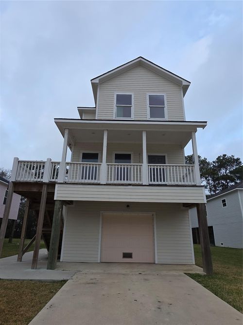 6114 Lacey Oak Dr, Hitchcock, TX, 77563-1167 | Card Image