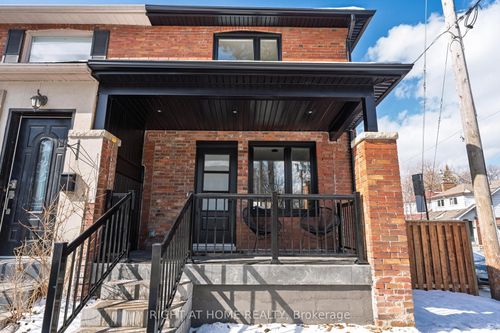 138 Winona Dr, Toronto, ON, M6G3S7 | Card Image